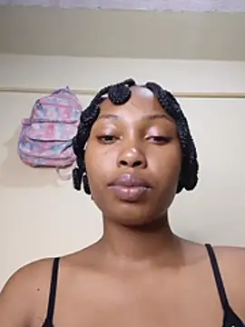Nasty_boo_boo - spoil the queen