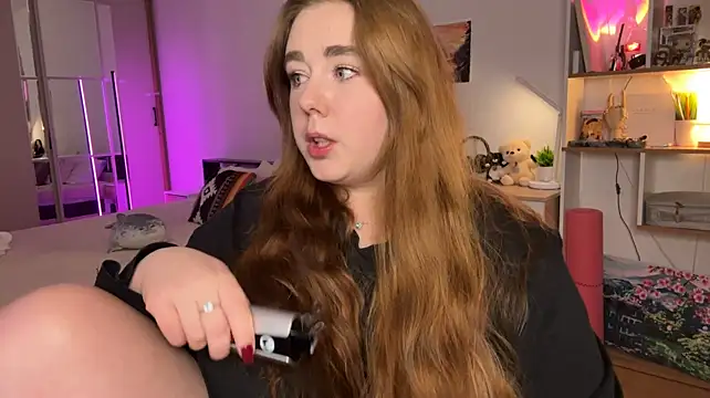Kimbeam - CUM AND SQUIRT A LOT