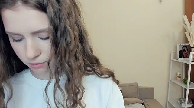 MaricruzSauders - Lick my lips