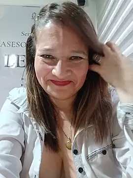 KAREN--03 - Naked in the oficce