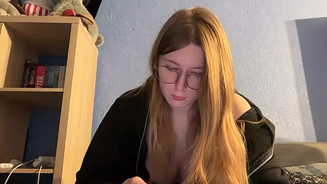 Thepretiestgirlhere - Twerk en levrette 🥵
