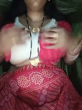 Sexyradha_