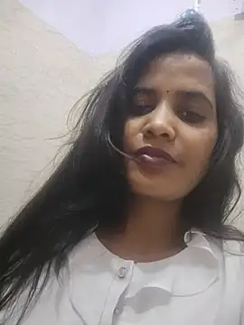 Cute_radhikaa - 200000