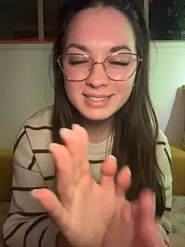Lilou- - 🌸 DOIGTE ma petite CHATTE