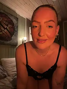 Cutenorax - Flash tits🥵