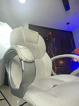 Rose_monroee - Flash clitoris