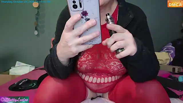 MissSluttyLeeloo - 4 VERYBIG DILDOS ASS/PUSSY AND GAPING AS
