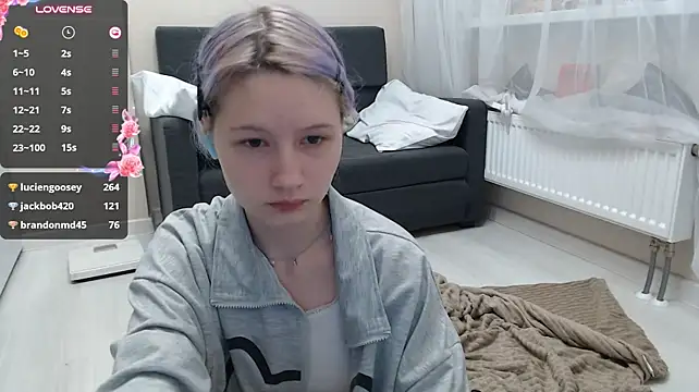 DinaKolter - Butt massage with shorts pulled down