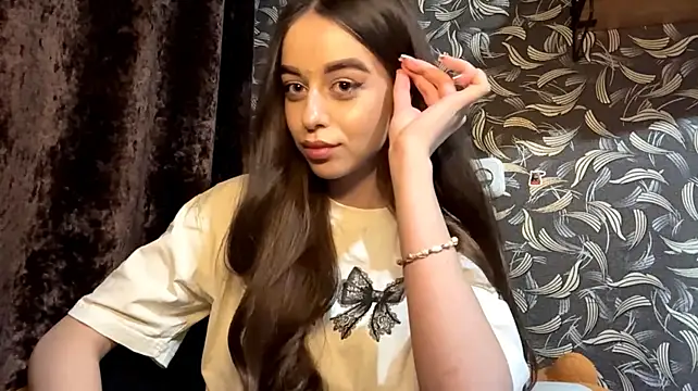 ShawanaIsraelson - Soft smile and play with hair
