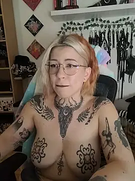 Divine_eve