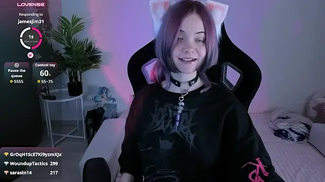 Hikkacat
