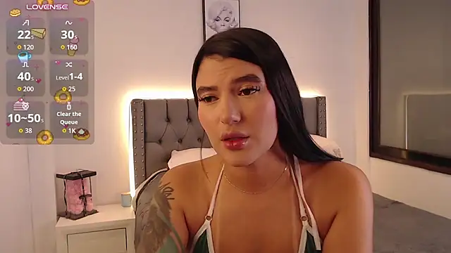 Nicols66 - Flash tits