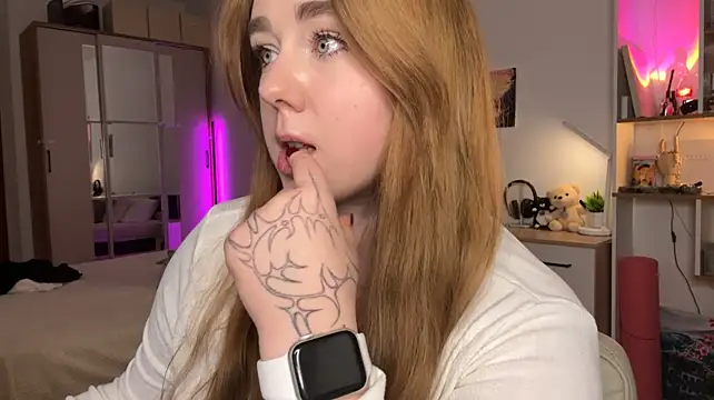 Kimbeam - CUM AND SQUIRT A LOT