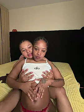I-am-iconic - ASS HUMPING