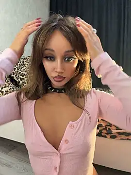 Lissa_kissyou - Riding a dildo + long video gift