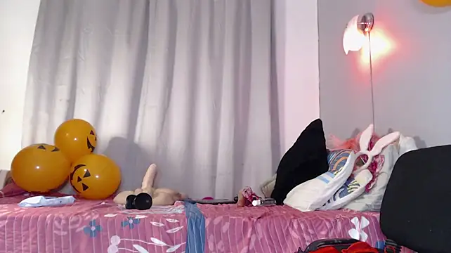 Britanny_W - Bouncing bigboos 🔥👻🥵