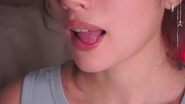 SherryBoone - Tease you with my top