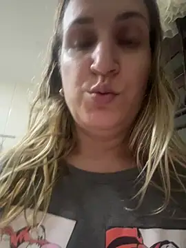 Bia_sexynovaes - Bia senta no pau e rebola