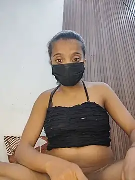 Mini-cutie - Boobs and oil show