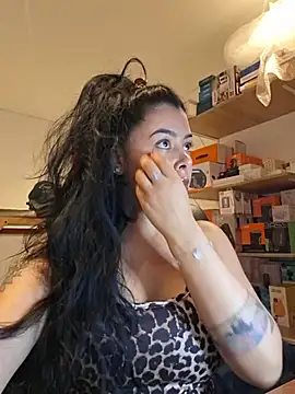 Luianna - Turn me on 💦😈😈