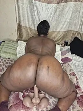 AdelaideT - Anal show ahead