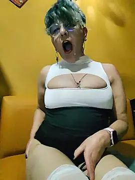 Illona71 - spank my ass