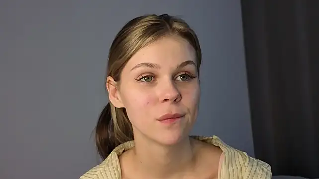 Herminasouth - under boobs + hard tease