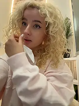 CurlyDaisy - suck me baby + fuck between boobs