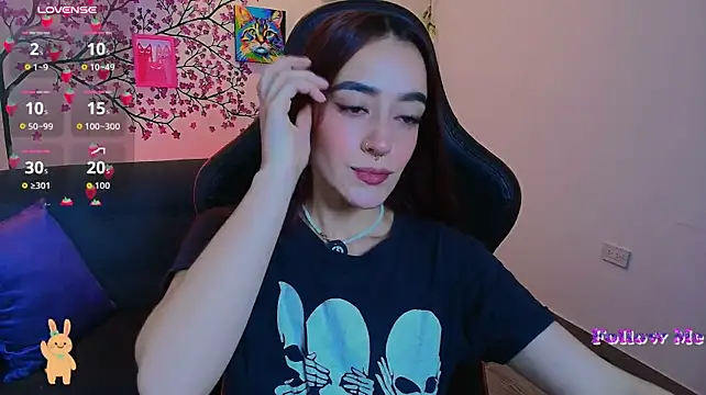 Pretty_Violet_ - Sensual dance & spank ass