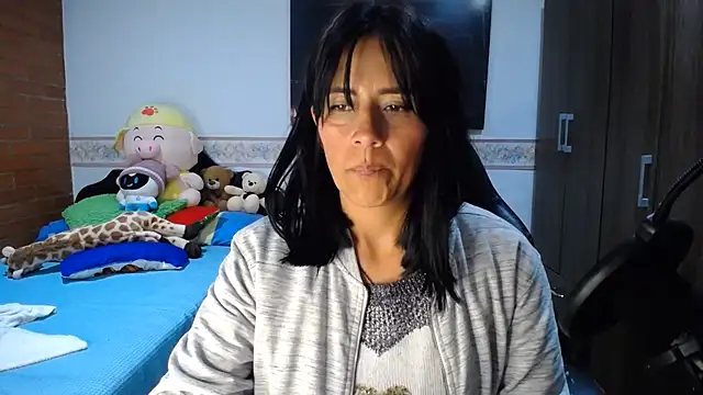 Sharoon_cheerry - show tits in public