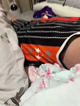Hbaza-8 - 舔表妹豆豆1分钟（Lick pussy for1minute）