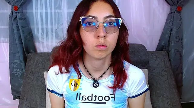 AnnieSparkle - Flash pink pussy