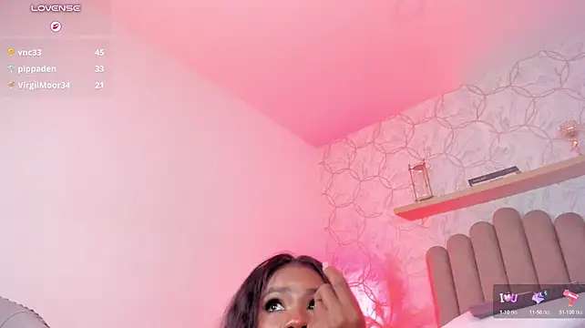 Huge_boobs_ebony_ - Play with nipples