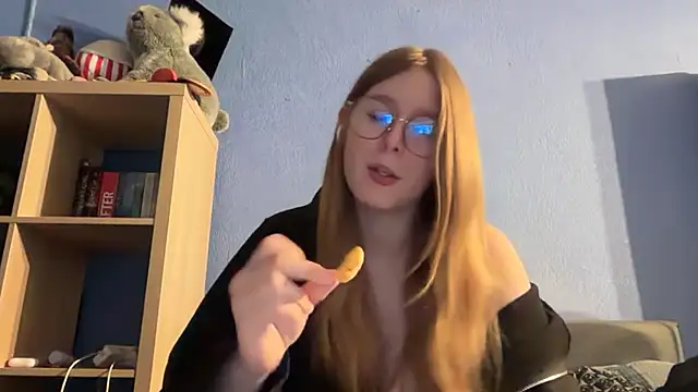 Thepretiestgirlhere