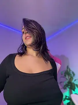 Aliciia777 - Make me vibe until wet me🔥💦