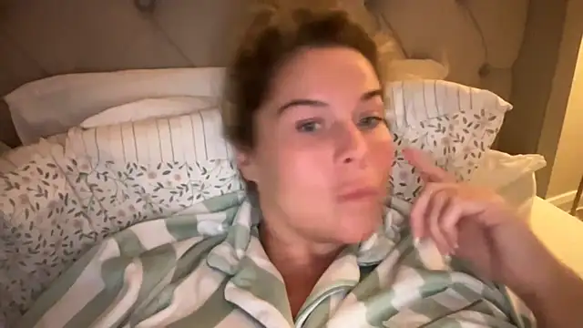 Erincheshire - LT GETS SNAP AND 2 SEXTAPES