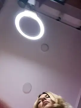 KimmBliss - HAPPY PUSSY , HAPPY Kimmy😈🍑🍑