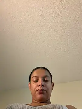 Allybluee777 - Finger Pussy +3 min control