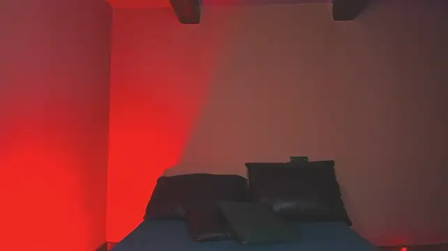 Amber-Tender - Flash tits