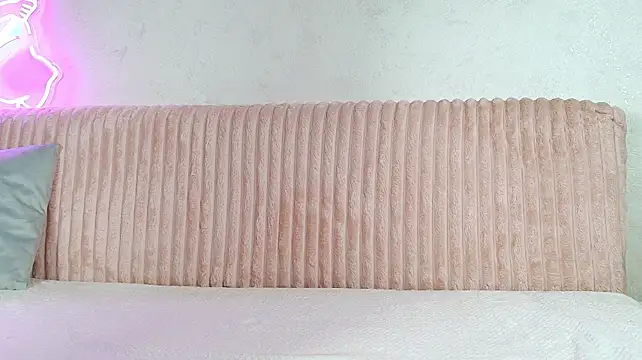 Cinnamonpiegirl - blow job
