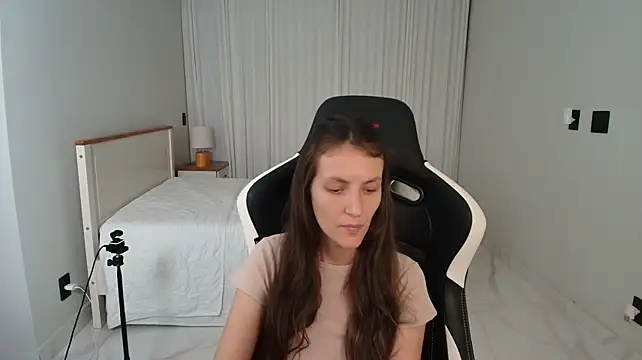 Upssnowy - show boobies