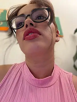 Andra_rose - CREAMY PUSSY IN PUBLIC 🤫