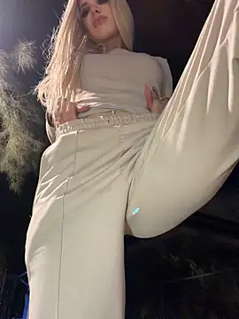 AlyssaFoxx_