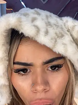 StefaniCollins - Fingering my pussy hard😋🔥