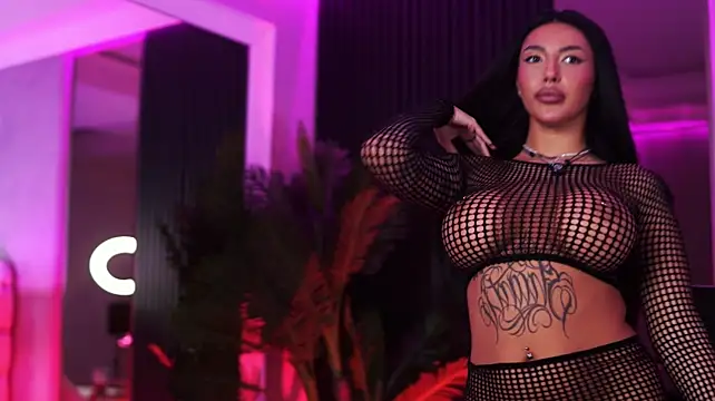 AishaaDevoe - POV Blowjob to turn the heat on