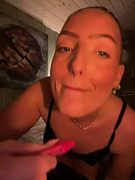 Cutenorax - Flash tits🥵