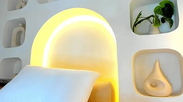Lucianasmith_ - 🍒🌸Finger inside my pussy🍒🌸