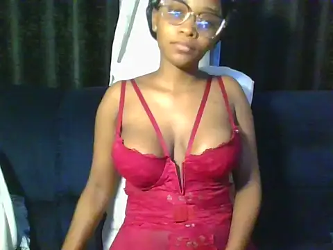 Sexyyy_queen - squat naked 5 tmes