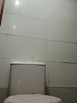 Saffadinhaa - 🍑 PLUG TEASE