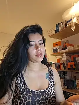 Luianna - Turn me on 💦😈😈